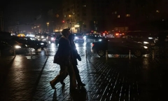 Kiev đối mặt nguy cơ 