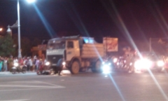 Đi thăm người thân, người phụ nữ bị xe tải cán chết