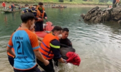Vụ lật thuyền ở Thanh Hóa: Đã tìm thấy thi thể 2 ông cháu 