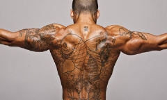 Hà Nội: Nữ sinh lớp 10 mưng mủ, đóng vảy ở môi sau khi cùng chị đi xăm