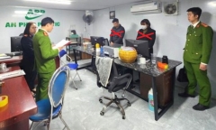 Bắt tạm giam Giám đốc và kế toán Công ty An Phát Plastic về tội trốn thuế