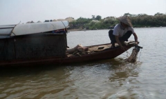 Trôi mất thi thể nghi là nạn nhân thẩm mỹ viện Cát Tường?