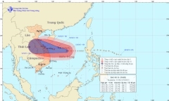 Bão giật cấp 16 đang hướng vào miền Trung