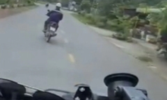 Công an làm việc với lái xe máy chặn đường xe cứu thương ở Bình Dương