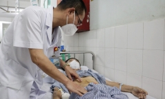 Người đàn ông cảm thấy đau tức ở mạn sườn, đi khám thì phát hiện mắc ung thư