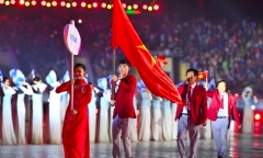 VĐV Nguyễn Huy Hoàng là người cầm cờ Đoàn Thể thao Việt Nam tại SEA Games 32