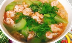 Hướng dẫn làm món canh mướp nấu tôm ngọt mát cho bữa cơm cuối tuần