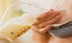 Cảnh báo nguy cơ lây nhiễm mầm bệnh do xin sữa mẹ qua mạng