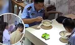 Bé gái 10 tuổi có hành động 