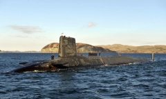 Tàu ngầm hạt nhân HMS Victorious của Anh phải hủy nhiệm vụ do hỏa hoạn
