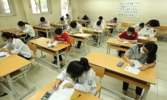 Diễn biến nóng vụ phát nhầm đề thi lớp 9 ở Thanh Hóa
