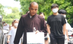 Một sư thầy 40 tuổi đi thi tốt nghiệp THPT 2022 ở Thanh Hóa