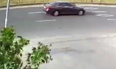 Thông tin mới nhất vụ tài xế xe Mercedes tông chết người rồi bỏ chạy ở Khánh Hòa