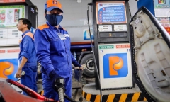 Giá xăng đồng loạt giảm từ 15h chiều nay (24/7)
