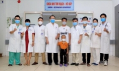 Tin tức đời sống ngày 11/9: Cứu sống bé 5 tuổi bị ong vò vẽ đốt hơn 50 vết