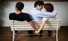 Đang ly thân mà sống chung với người khác, bị xử lý như thế nào?