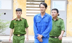 Tin tức pháp luật mới nhất ngày 21/6: Đối tượng mua 11 khẩu súng về nhà cất giữ