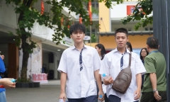 Nước mắt sĩ tử lỡ hẹn lớp 10 vì 0,25 điểm: Bài học trưởng thành từ sự nuối tiếc Nước mắt sĩ tử lỡ hẹn lớp 10 vì 0,25 điểm: Bài học trưởng thành từ sự nuối tiếc