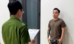 Đối tượng tổ chức sử dụng ma túy ra đầu thú sau thời gian dài lẩn trốn