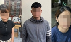 Vụ 2 nữ sinh gọi bạn bè đi 
