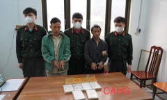 Hà Giang: Bắt quả tang 2 đối tượng vận chuyển, mua bán 10 bánh heroin
