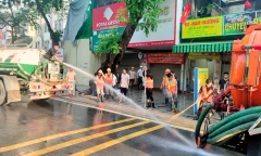 Thông tin mới nhất về vụ hỗn hợp bùn đất phun trào trên phố Cát Linh (Hà Nội)