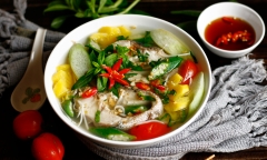 Cách làm canh chua cá lóc thanh mát, giải nhiệt cho ngày hè