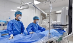 45 phút “chạy đua gỡ bom” giúp nữ sinh 15 tuổi Hà Nội có biểu hiện động kinh