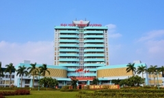 Trường đại học đầu tiên công bố điểm chuẩn 2025 bất ngờ rút lại 