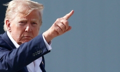 Ông Trump tiếp tục 