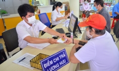 Thủ tướng yêu cầu trả gộp 2 tháng lương hưu, thưởng Tết kịp thời cho người lao động