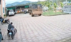 Bắt giữ nam thanh niên liều lĩnh chui vào nơi tạm giữ xe để lấy lại xe vi phạm của mình