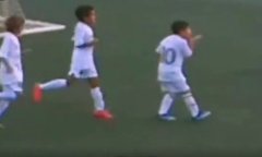 Con trai Messi bộc lộ khả năng chơi bóng ấn tượng khi mới 8 tuổi