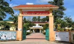 Vụ hàng chục học sinh nhập viện nghi ngộ độc ở Quảng Trị: Tạm đình chỉ Phó Hiệu trưởng