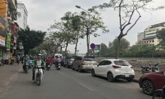 Quy định chi tiết về khoảng cách đỗ xe trên vỉa hè