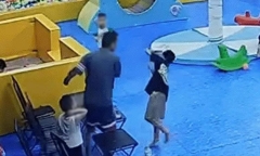 Vụ bé trai 8 tuổi bị người lớn tát sưng má tại khu vui chơi ở Hà Nội: Công an vào cuộc xác minh, hé lộ nguyên nhân ban đầu