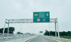 Thu phí sử dụng đường bộ tại 5 cao tốc từ 20h ngày mai (15/7)