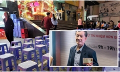 Người đàn ông tích trữ hơn 2 cây vàng sau 10 năm đứng xếp hàng mua vàng đầu tiên ngày vía Thần Tài