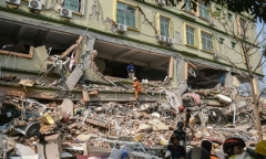 Hơn 60.000 thí sinh Myanmar thi lại đại học vì bài thi cháy