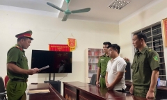 Lừa đảo 1,1 tỷ đồng, Nguyễn Văn Khiêm bị khởi tố, bắt tạm giam