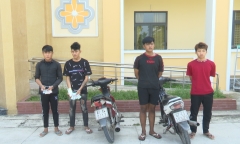 Bắt khẩn cấp 4 nam thanh niên táo tợn chặn đường cướp tài sản trong đêm Bắt khẩn cấp 4 nam thanh niên táo tợn chặn đường cướp tài sản trong đêm