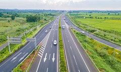 Xuyên đêm cứu nạn khẩn cấp ngư dân bị tai biến trên vùng biển Đà Nẵng