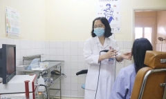 Thiếu nữ điếc đột ngột sau khi ngủ dậy, bác sĩ nêu triệu chứng cần báo động