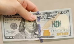 Tỷ giá USD/VND mới nhất hôm nay 15/5/2024: USD thế giới giảm mạnh
