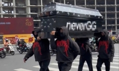 Vụ clip khiêng 