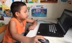 Học sinh tiểu học Bà Rịa - Vũng Tàu phải lùi lịch học trực tuyến vì thiếu thiết bị