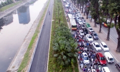 Hà Nội: Dự kiến tổ chức 2 tuyến đường dành cho xe đạp dọc sông Tô Lịch và công viên Hòa Bình