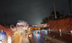 Vụ tai nạn giao thông khiến 15 người thương vong ở Huế: Tài xế xe khách lấn làn