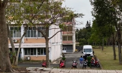 Nam sinh đại học ở TP.HCM tử vong trong sân trường có học lực khá giỏi, sắp tốt nghiệp