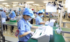Những chính sách có hiệu lực từ tháng 10/2022: Dừng giảm mức đóng bảo hiểm thất nghiệp